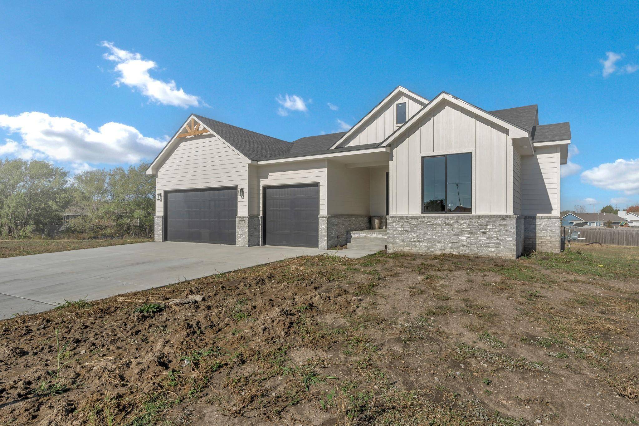 Park City, KS 67219,2728 E Burlington Cir
