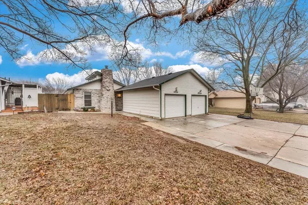 Derby, KS 67037,2026 N Rosewood Ct