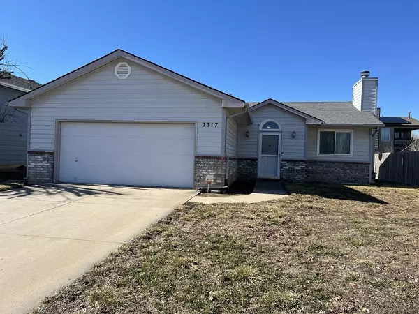 2317 S Fieldcrest St,  Wichita,  KS 67209