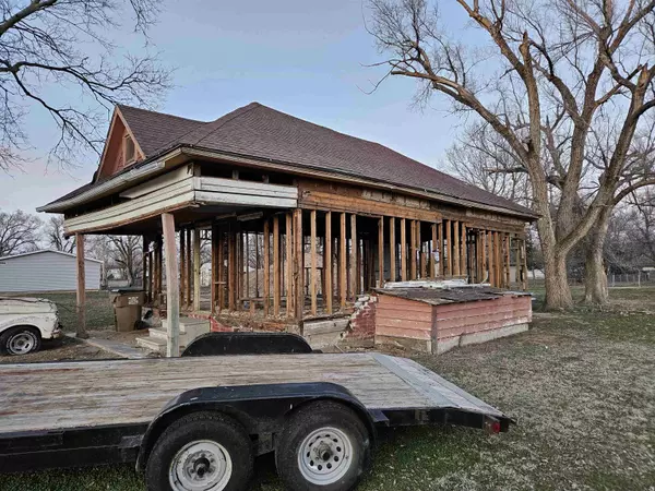 126 S Colorado, Burrton, KS 67020