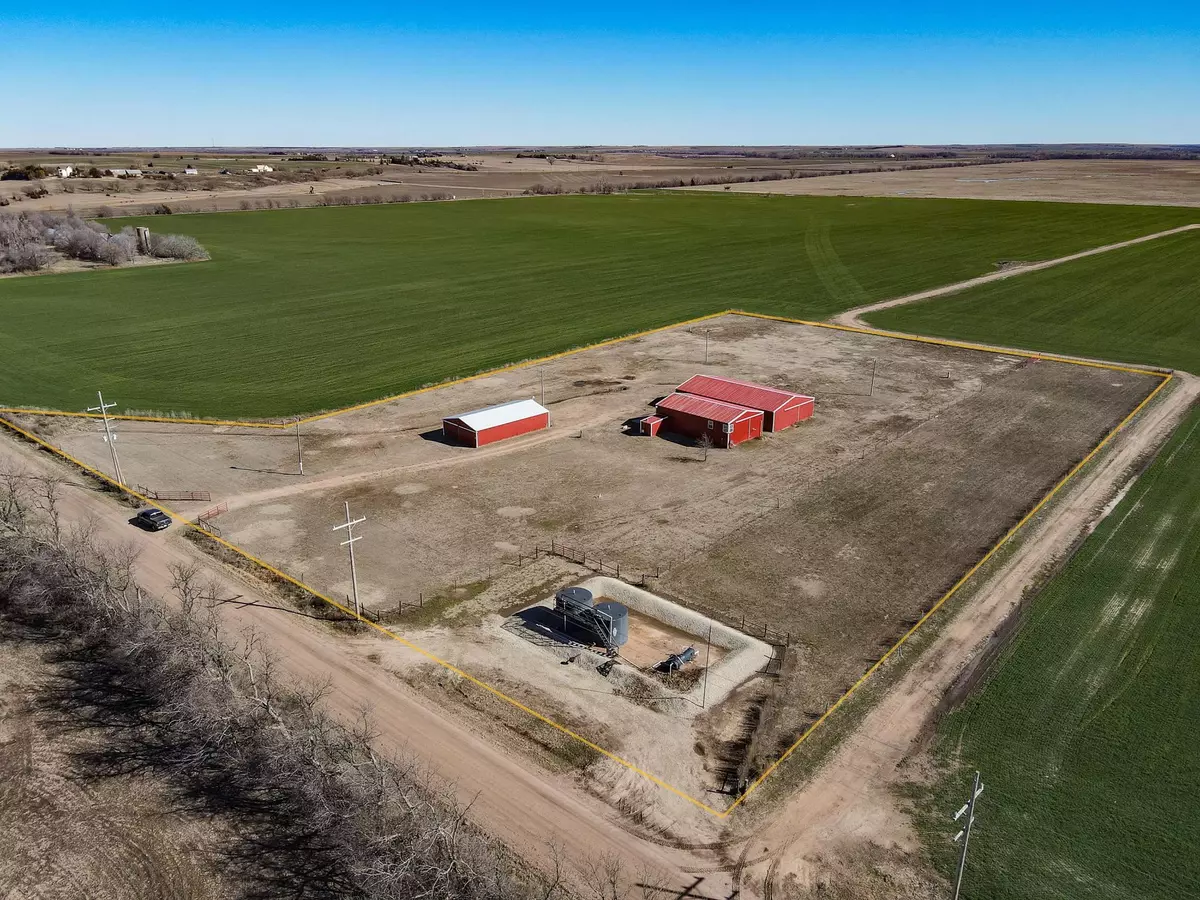 Hoisington, KS 67544,1038 NE 10 AVE