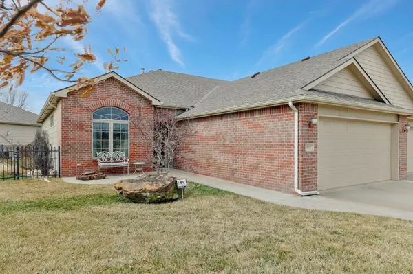 Valley Center, KS 67147,811 W COTTONWOOD DR