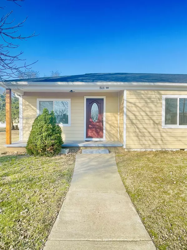 Harper, KS 67058,806 Oak St