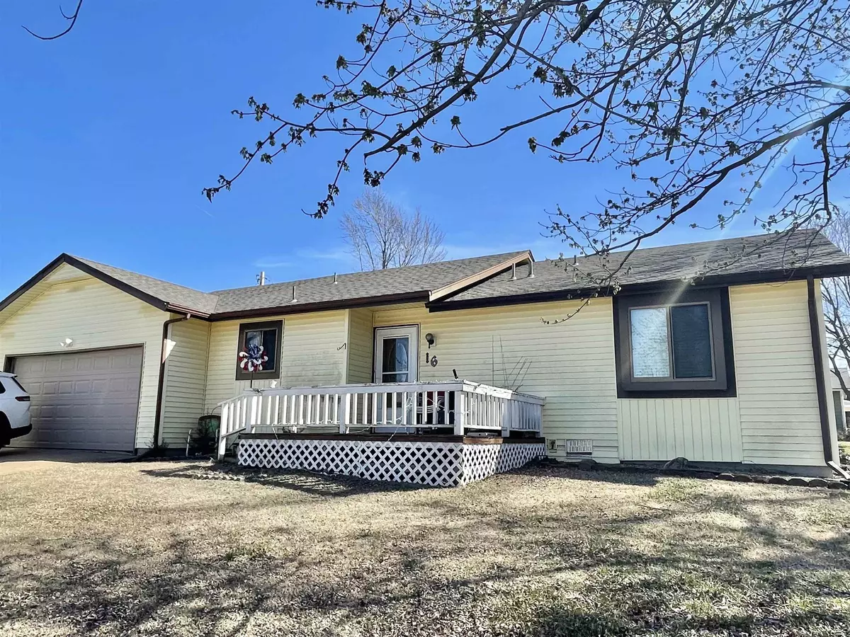 Winfield, KS 67156,16 Lake Park Dr.