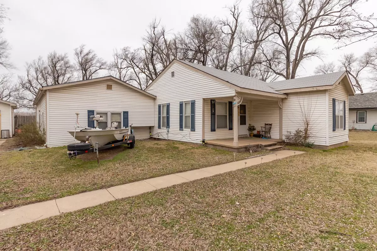 Wichita, KS 67204,2751 N Bullinger