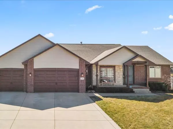 13201 W Alderny Cir, Wichita, KS 67235