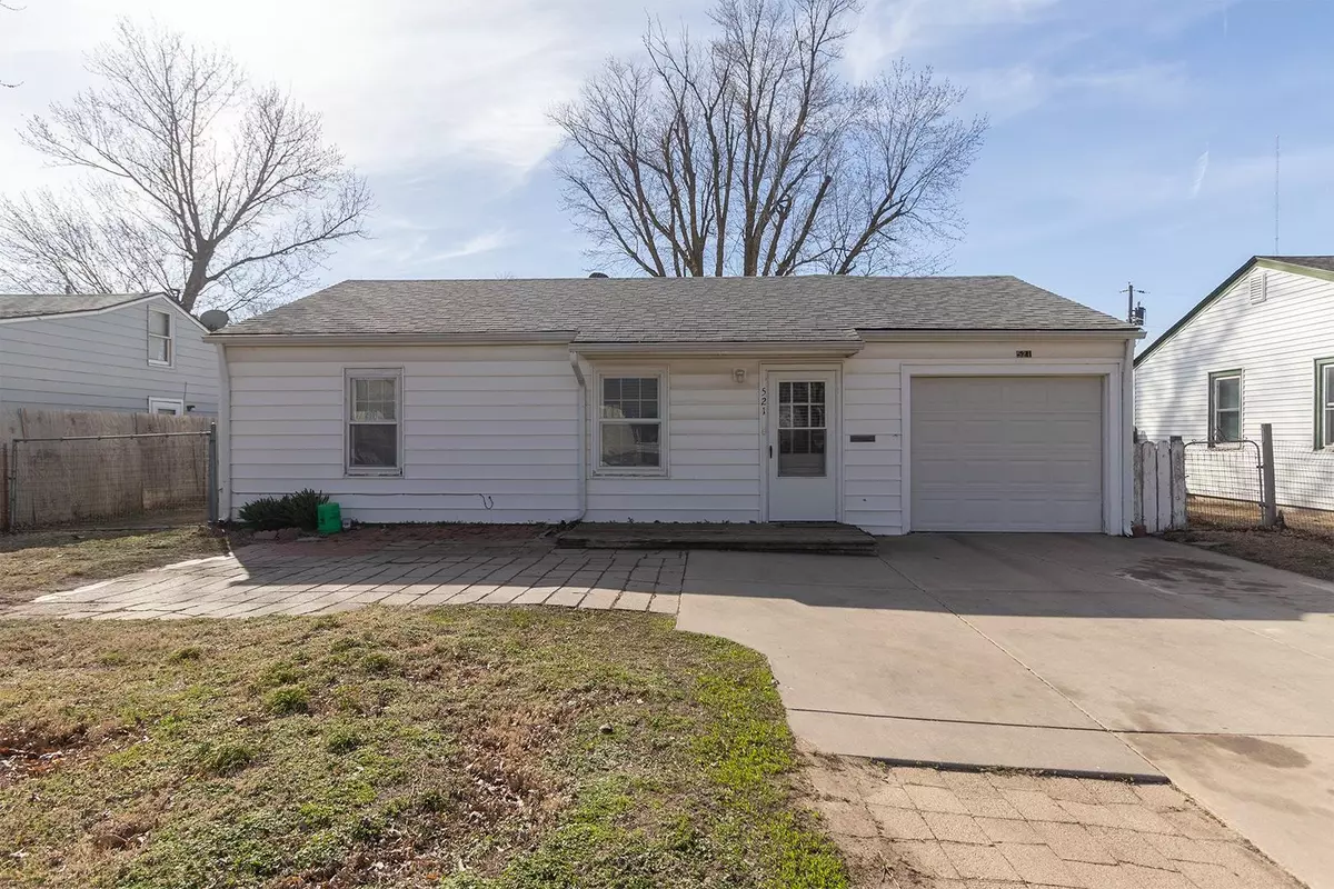 Wichita, KS 67203,521 N Mount Carmel