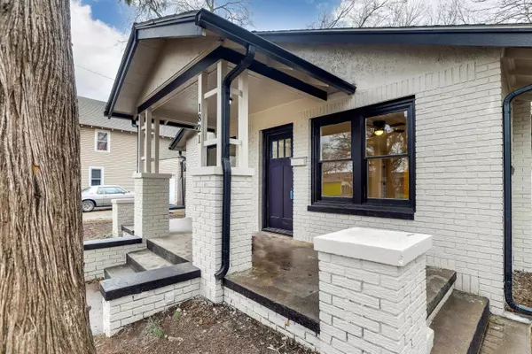 Wichita, KS 67211,1821 S Greenwood Ave