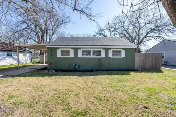 3332 S Millwood Ave, Wichita, KS 67217