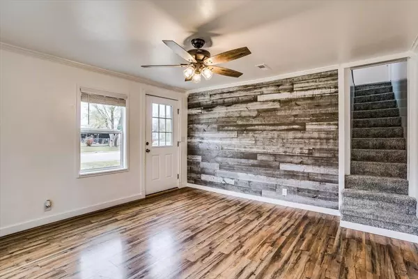 Belle Plaine, KS 67013,602 N Lincoln