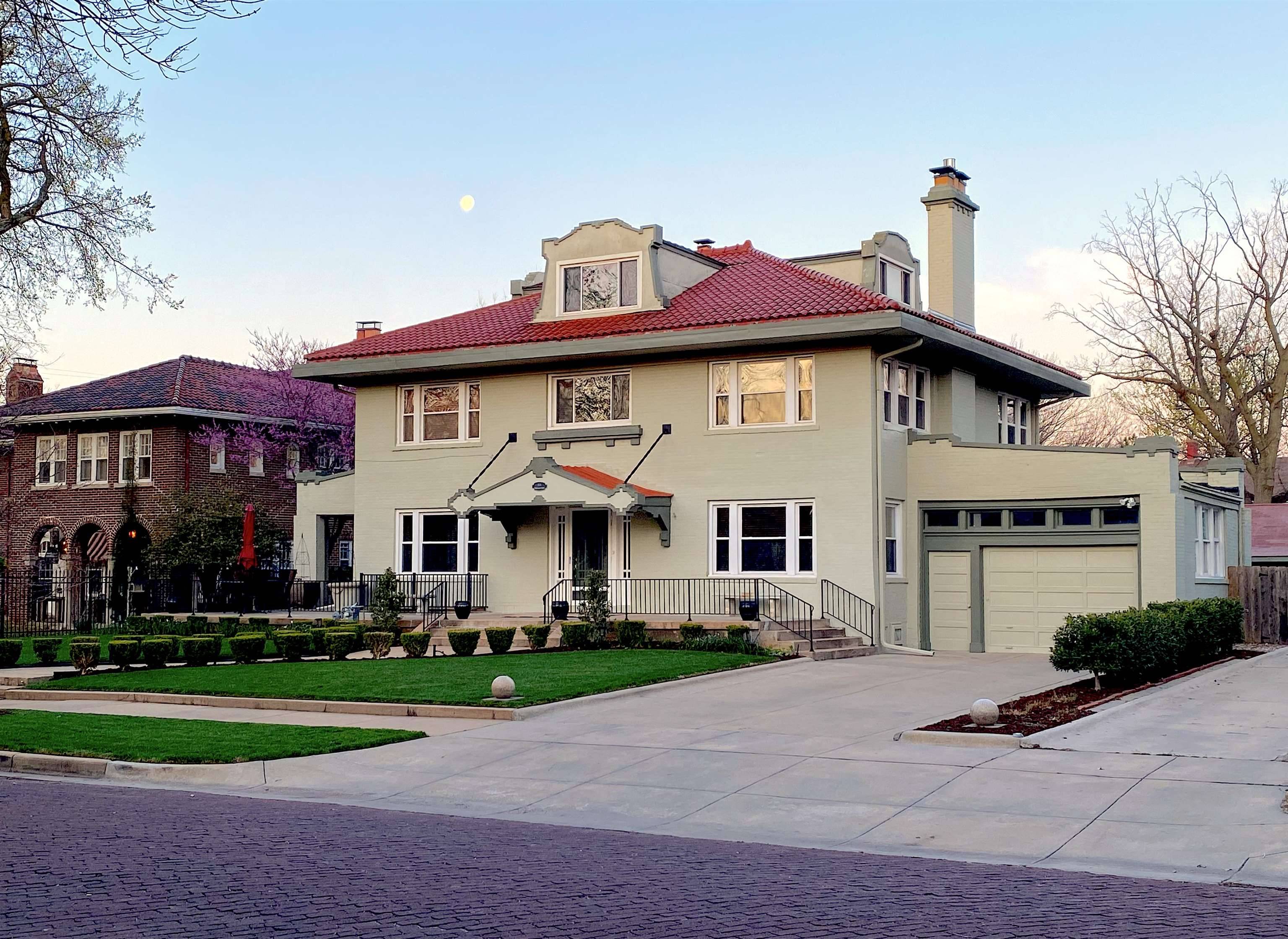 Wichita, KS 67208,211 N Broadview St