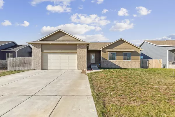 4929 S Saint Paul St, Wichita, KS 67217