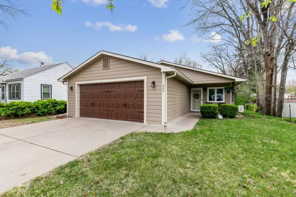 220 N Residence St, El Dorado, KS 67042