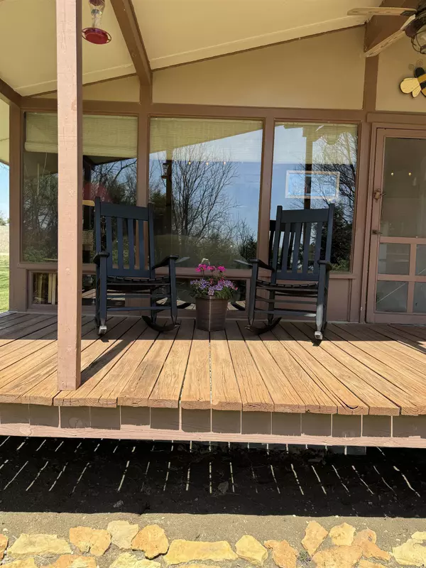 Toronto, KS 66777,286 35th Rd