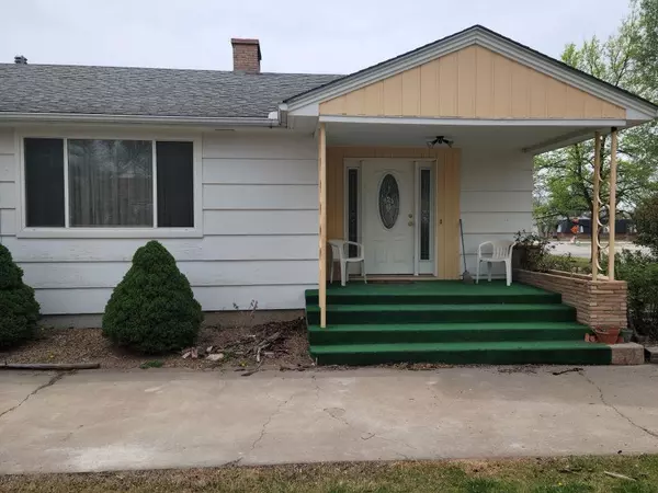 410 S Main St, Hillsboro, KS 67063