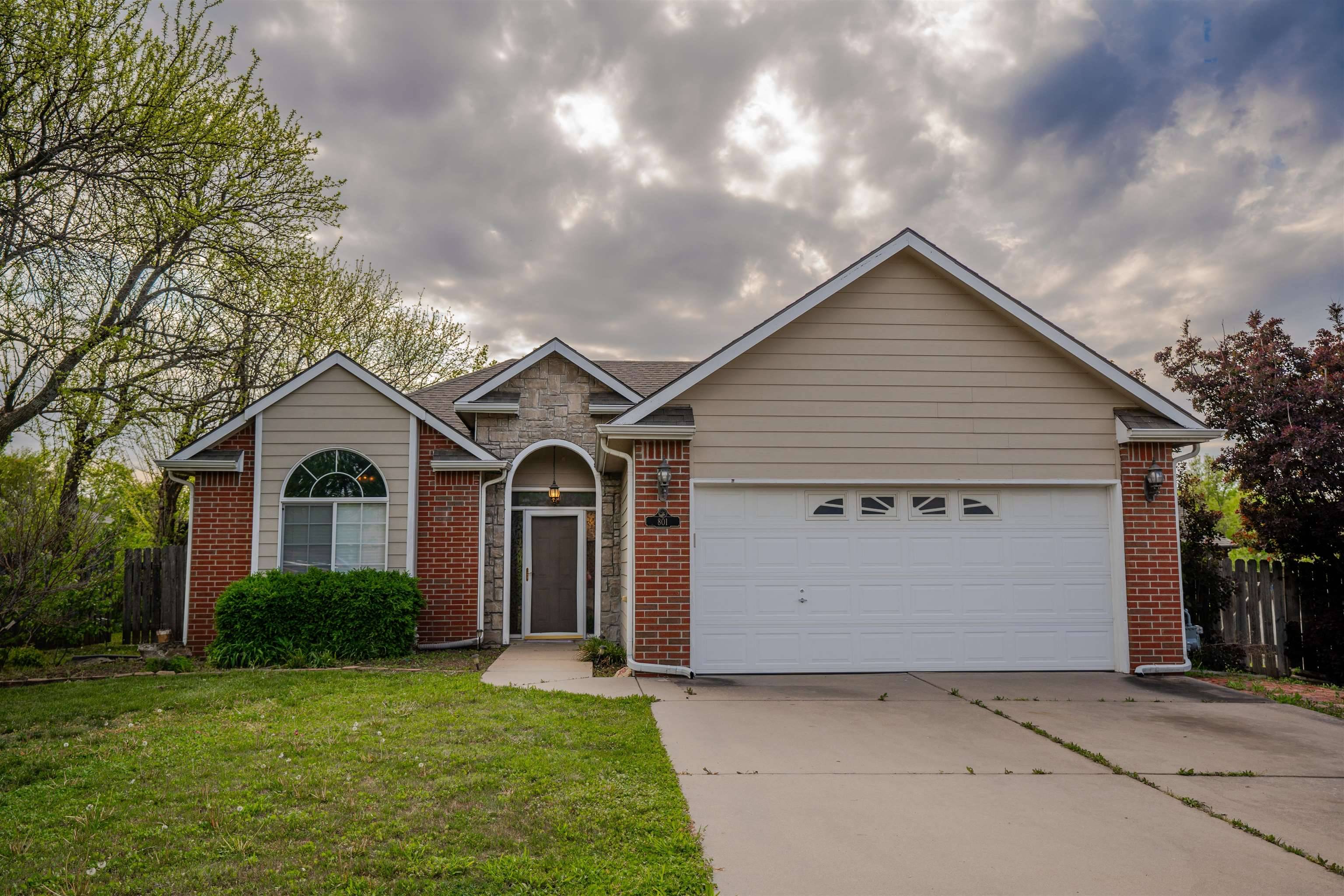 801 N Park Rd,  Rose Hill,  KS 67133