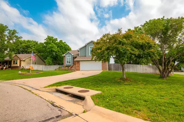 Derby, KS 67037,424 E Catalpa St