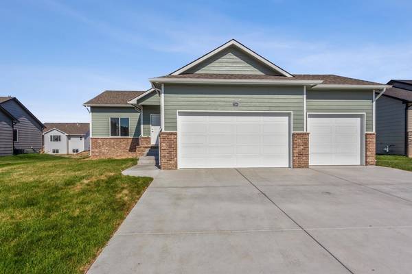 504 N Hidden Ct., Park City, KS 67147