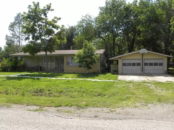 208 N Pennsylvania, Howard, KS 67349