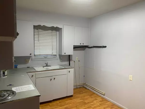 Wellington, KS 67152,715 W 14th