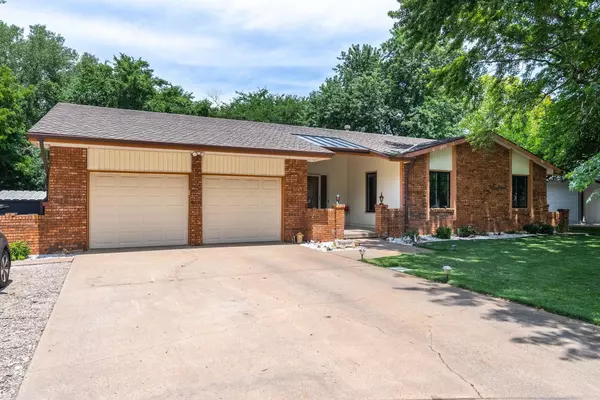 Wichita, KS 67209,1342 S Bridgewater Ct