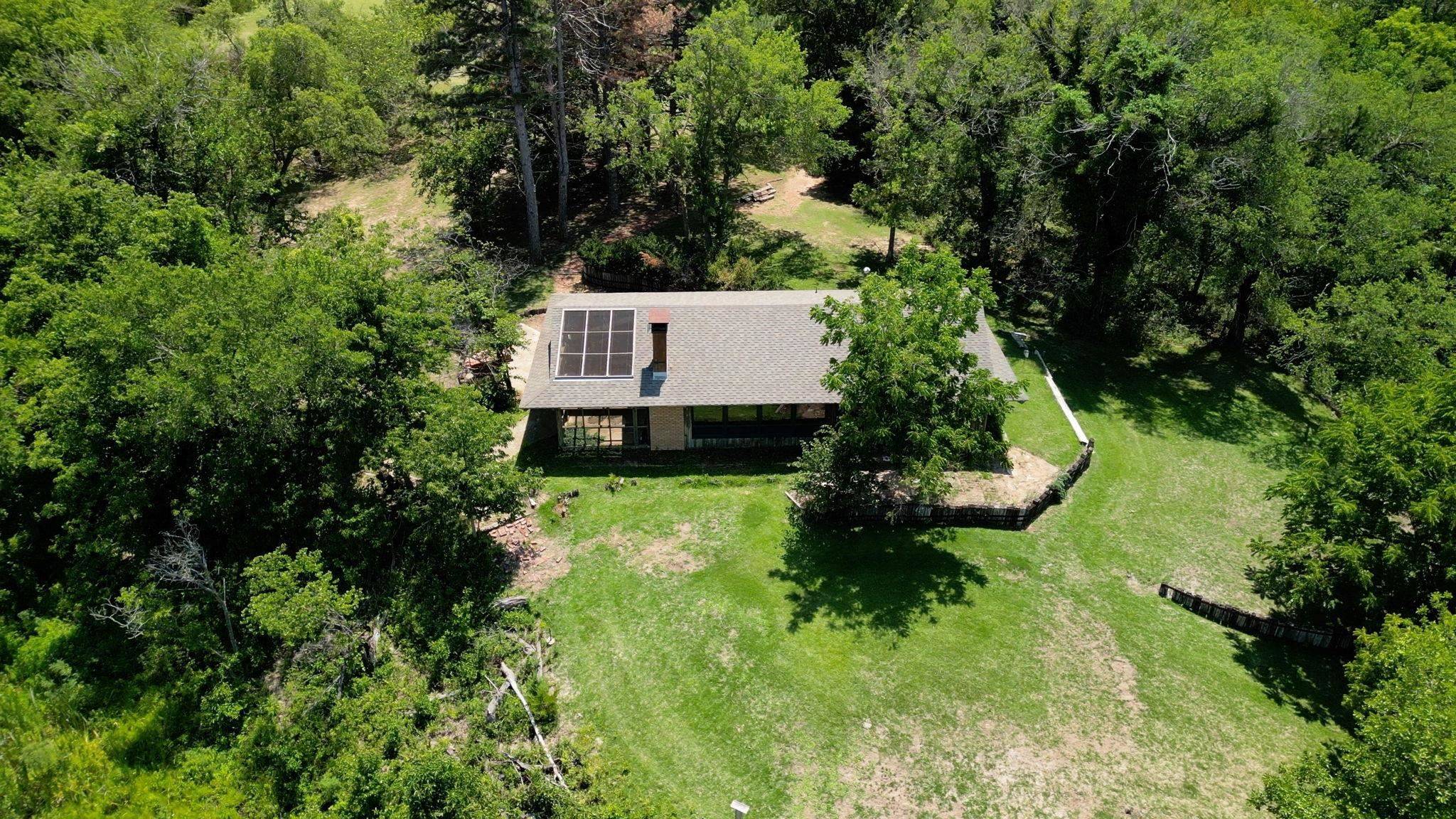 11292 NE Plumthicket Rd, Sharon, KS 67138
