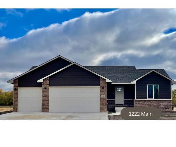 1222 Main, Halstead, KS 67056