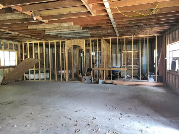 Eureka, KS 67045,520 E Ohio St