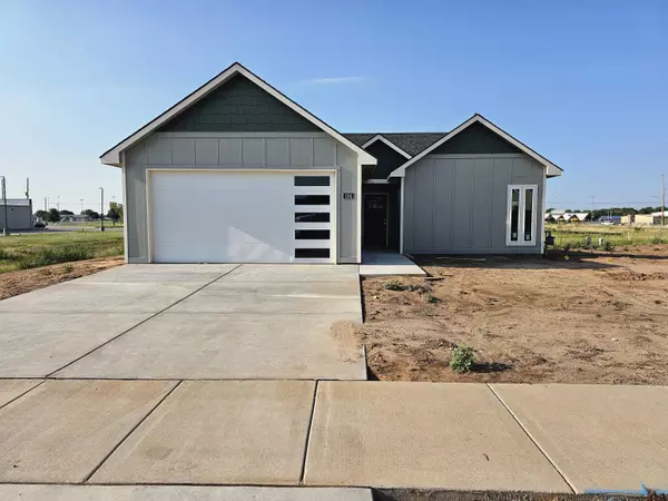 184 N Copperhead St,  Clearwater,  KS 67026