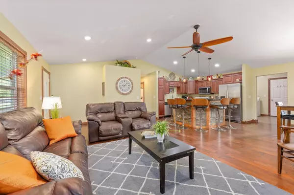 Wellington, KS 67152,821 S Fair St