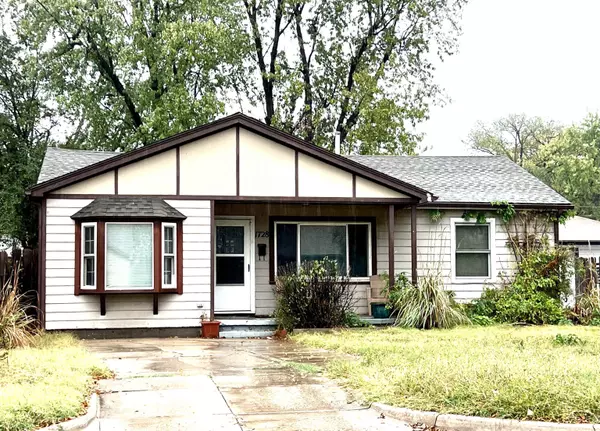 1728 S Exchange Pl, Wichita, KS 67213