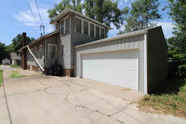 El Dorado, KS 67042,514 W Olive Ave