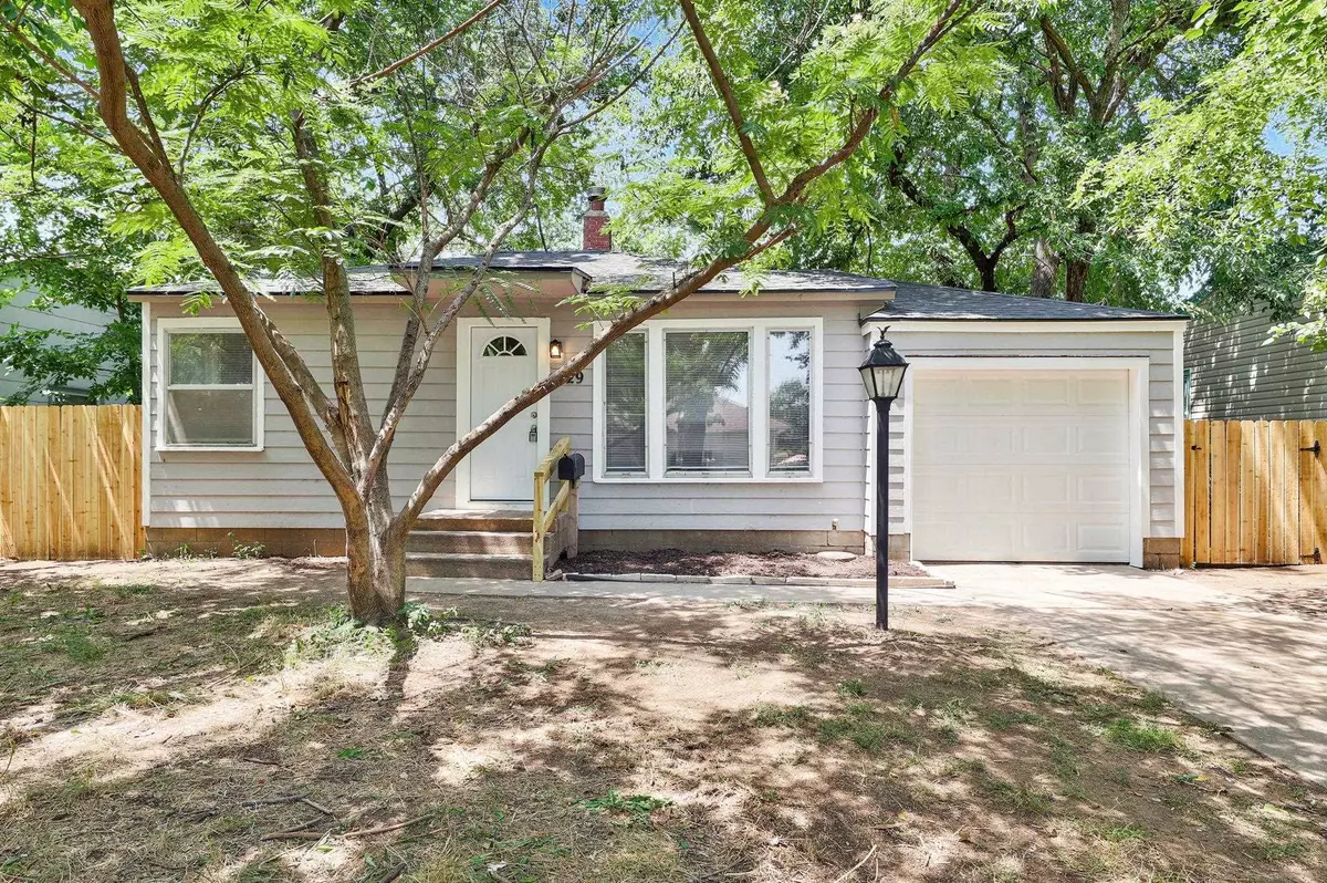 Wichita, KS 67211,1929 S Saint Francis Ave