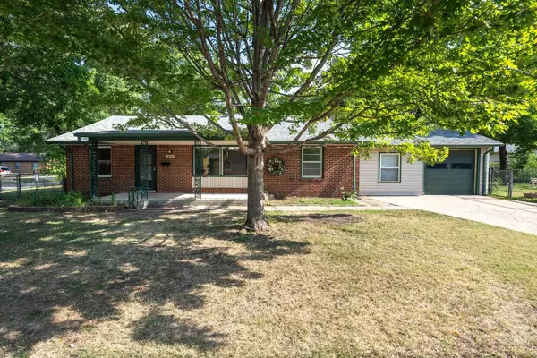 Derby, KS 67037,600 E Greenway St