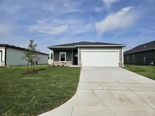 322 Northern Ave, Garden Plain, KS 67050