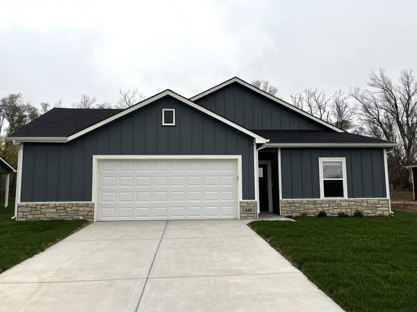 640 Finney Ave, El Dorado, KS 67042