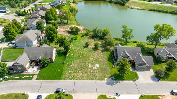 3117 E Sunflower Dr, Derby, KS 67037