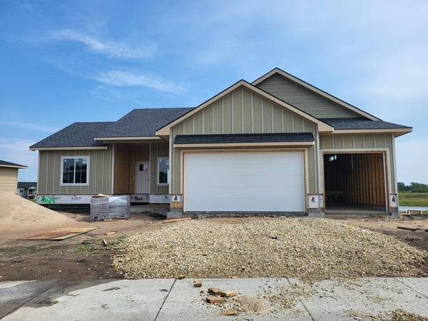 2624 S Clear Creek St, Wichita, KS 67230