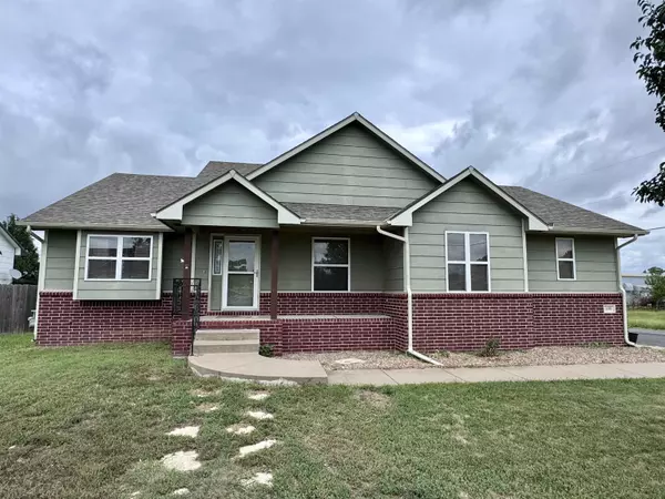 400 N Meadowlark Dr, El Dorado, KS 67042