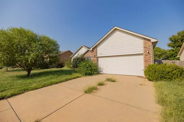 Goddard, KS 67052,2106 Saint Andrews Ct