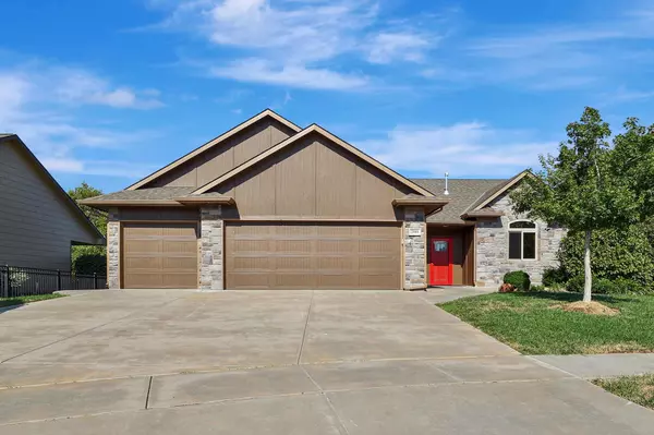 2501 N Sawgrass Ct, Derby, KS 67037