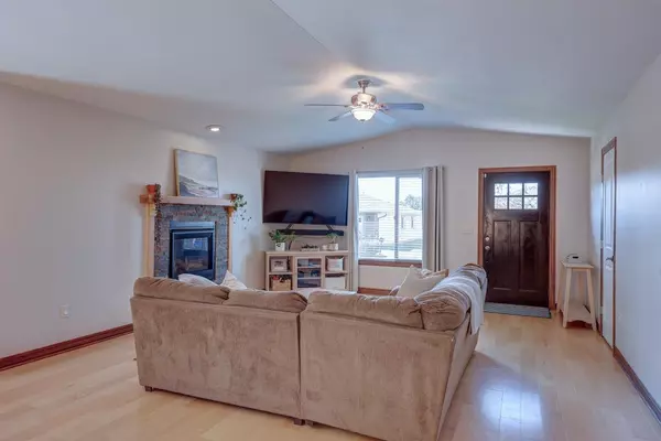 Winfield, KS 67156,2210 Cottonwood Ln