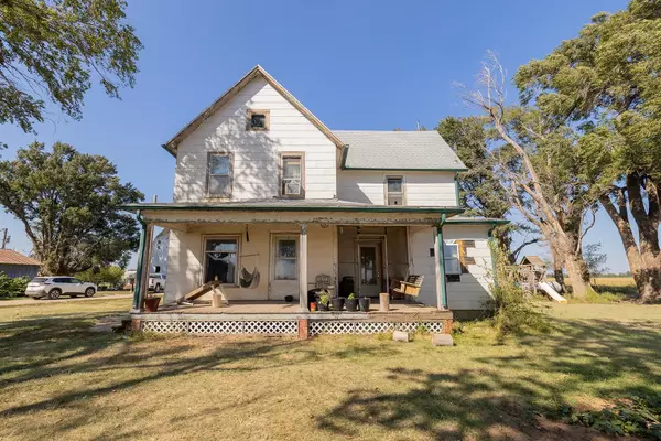 7728 W 1st, Newton, KS 67114