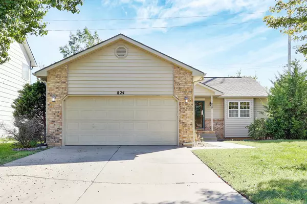 Wichita, KS 67207,824 S Todd Cir