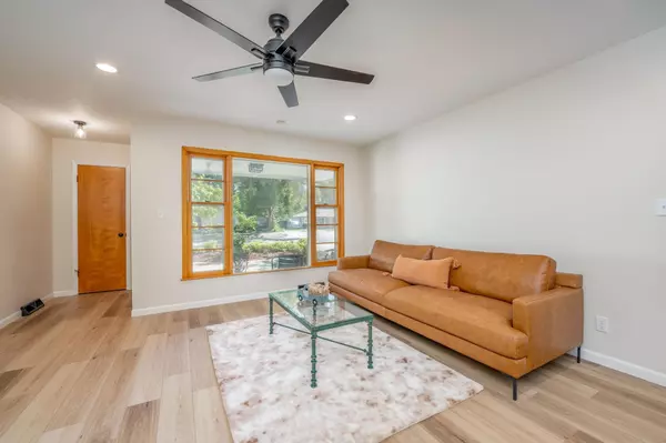 Wichita, KS 67216,6135 S Hydraulic St