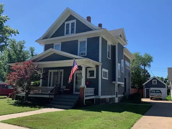 310 E 2nd St, Minneapolis, KS 67467