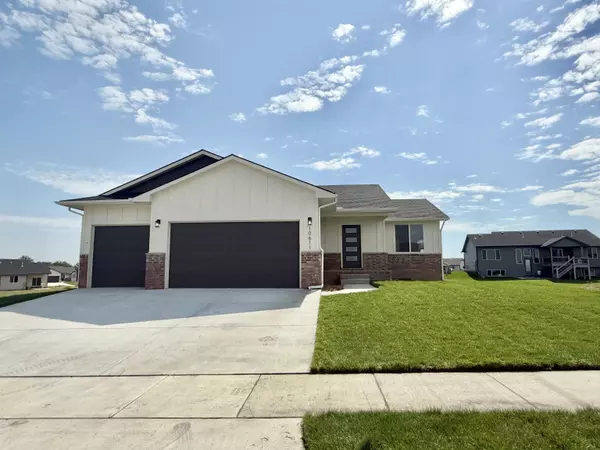 10611 E Bonita ST, Wichita, KS 67207