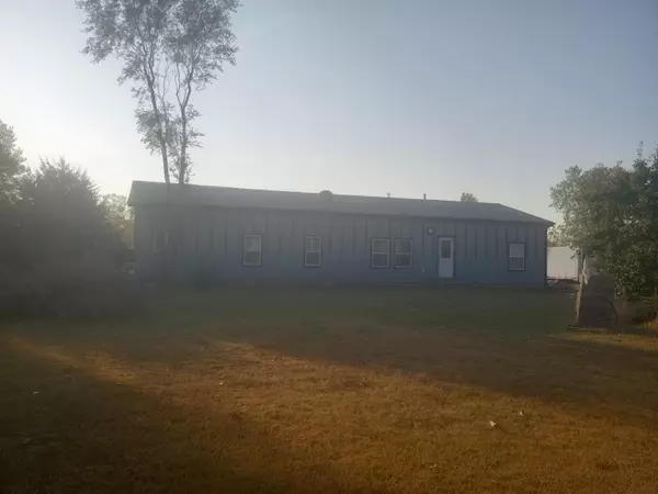 10825 Chinook Ct, Sedgwick, KS 67135