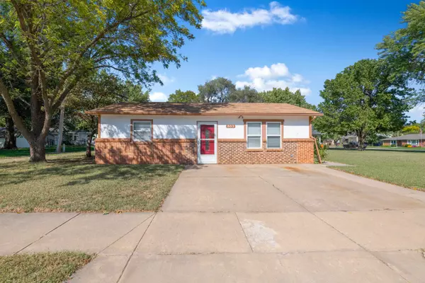 502 W 2nd Ave, Cheney, KS 67025