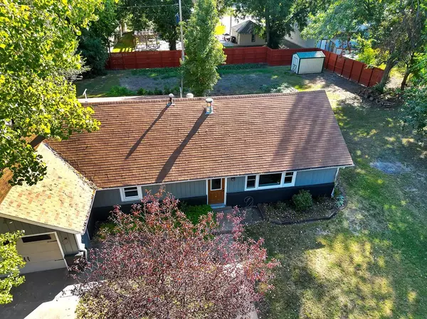 Arlington, KS 67514,216 N Race St